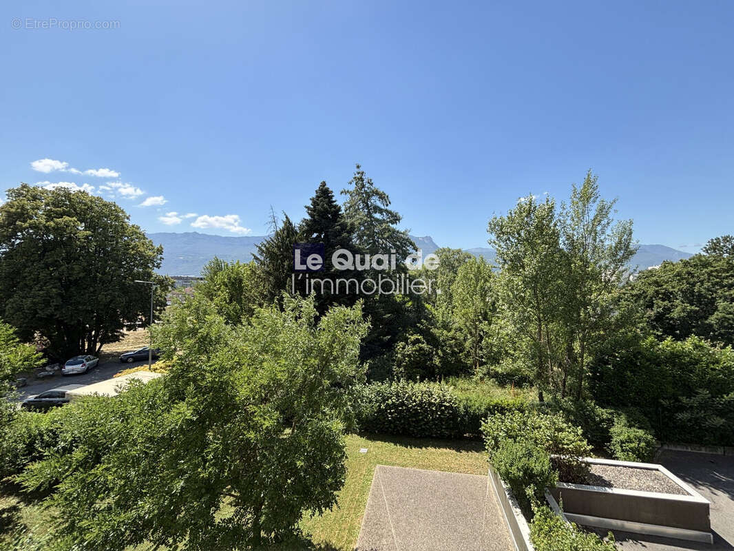 Appartement à ECHIROLLES