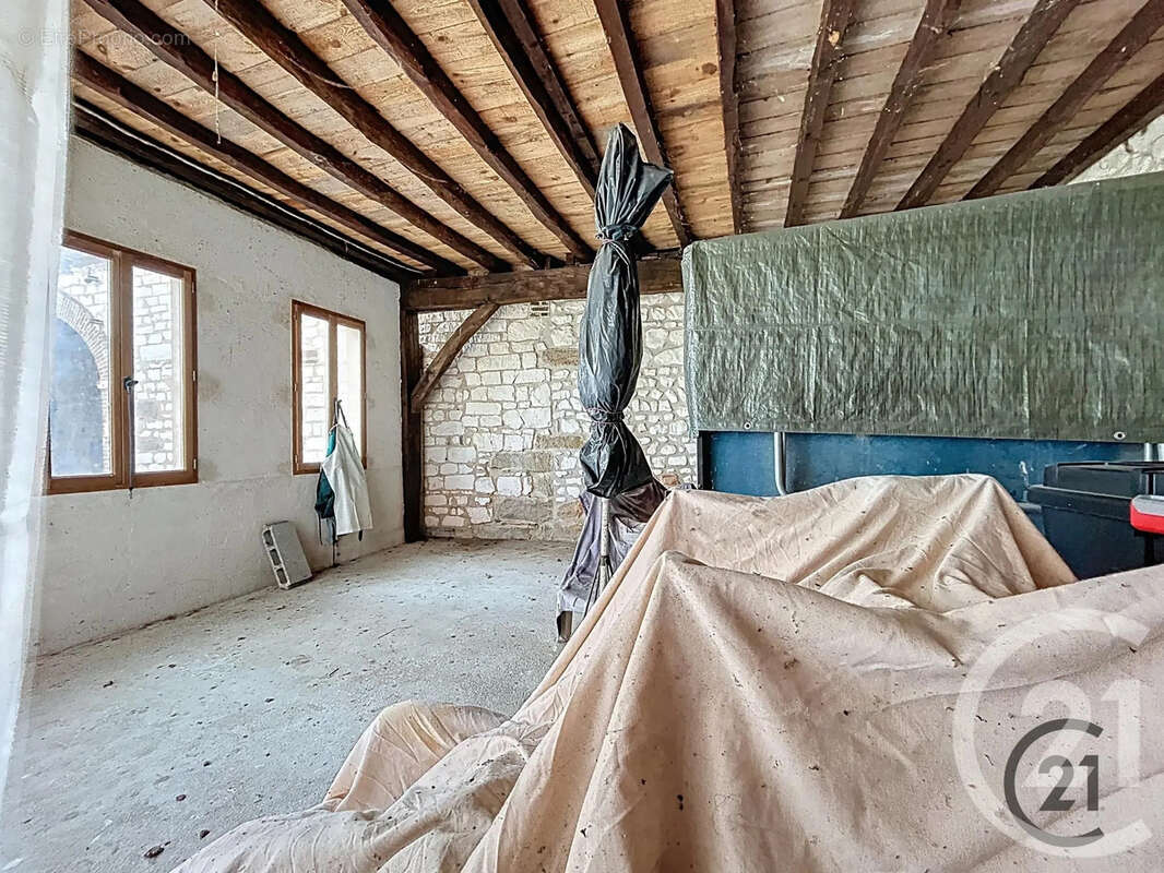 Maison 170 m² à Palis  - photo 19