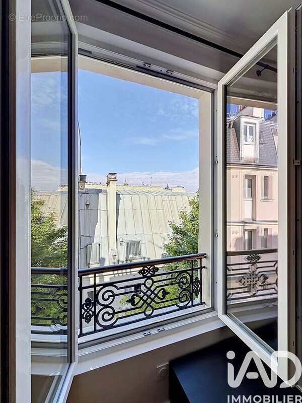 Photo 6 - Appartement à PARIS-18E