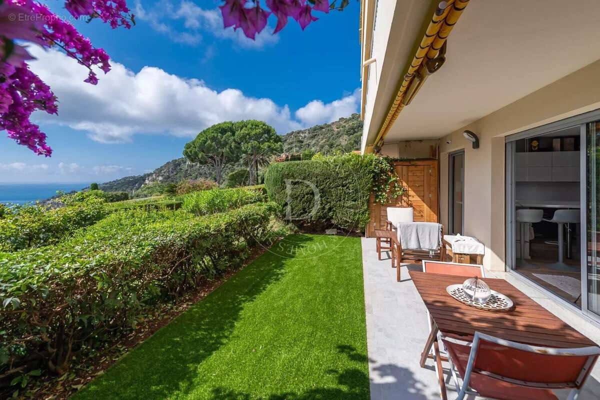 Appartement à VILLEFRANCHE-SUR-MER