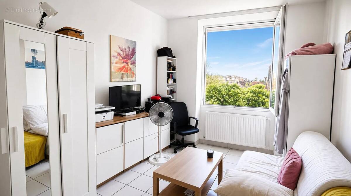 Appartement à IVRY-SUR-SEINE