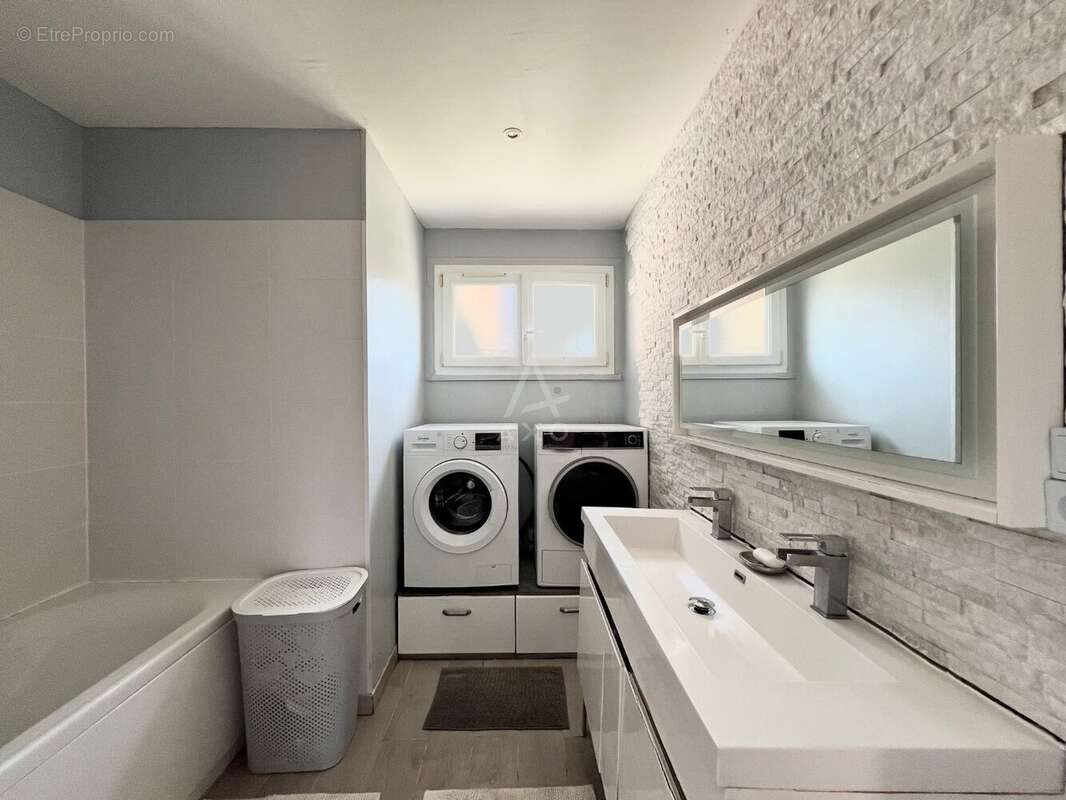 Maison à SAINT-ANDRE-DE-CUBZAC