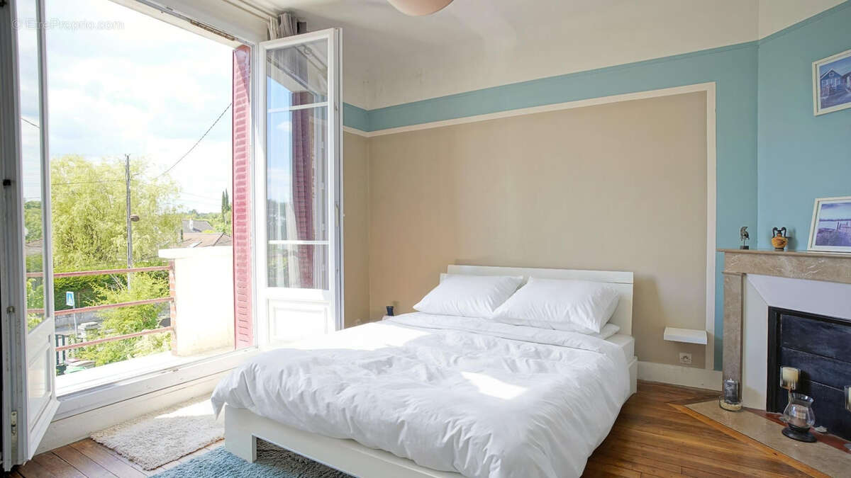 Maison à MONTIGNY-SUR-LOING