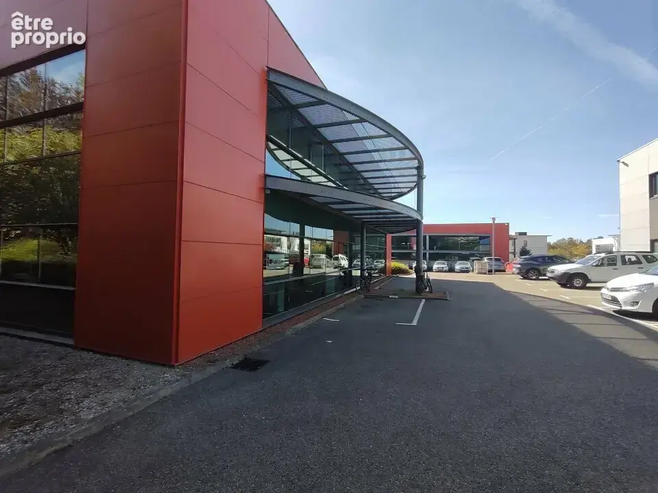 Commerce 112 m² à vendre à Voiron (38500) - photo 3