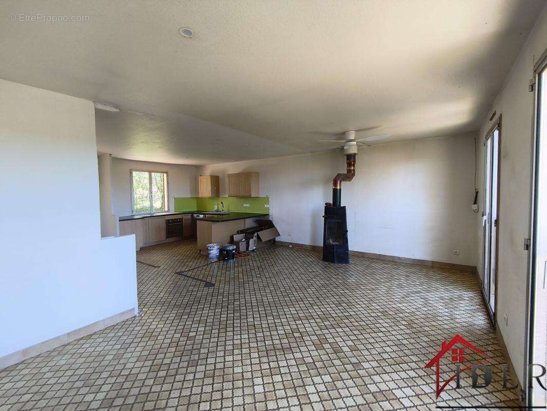 Maison à FONTAINE-LES-LUXEUIL