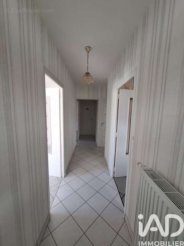 Maison 96 m² à Montigny-Sur-Aube  - photo 7