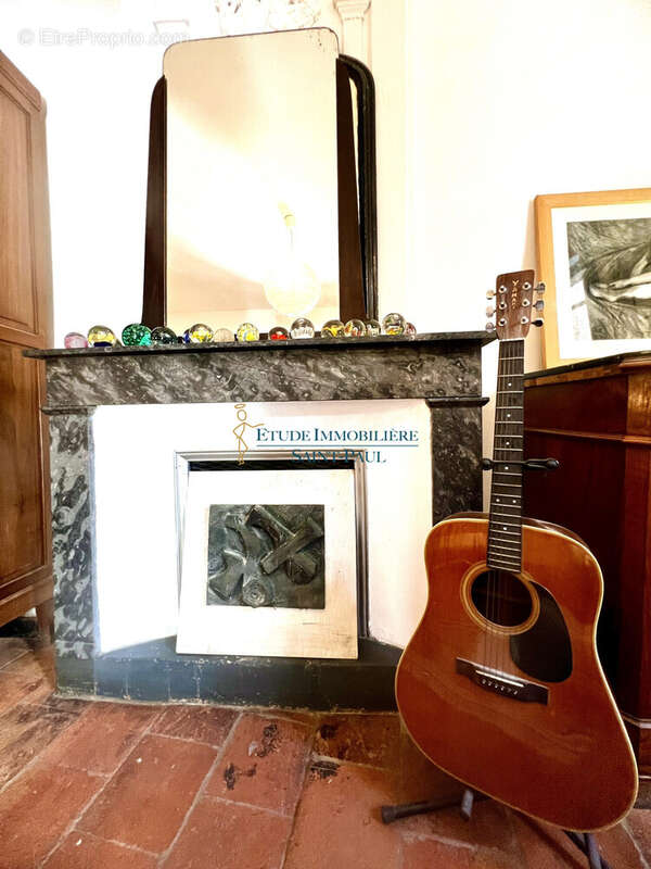 Maison à MONTPEYROUX