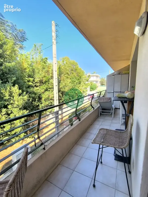 Six-fours-les-plages   appartement t3/4 traversant   1er et dernier étage - photo 10