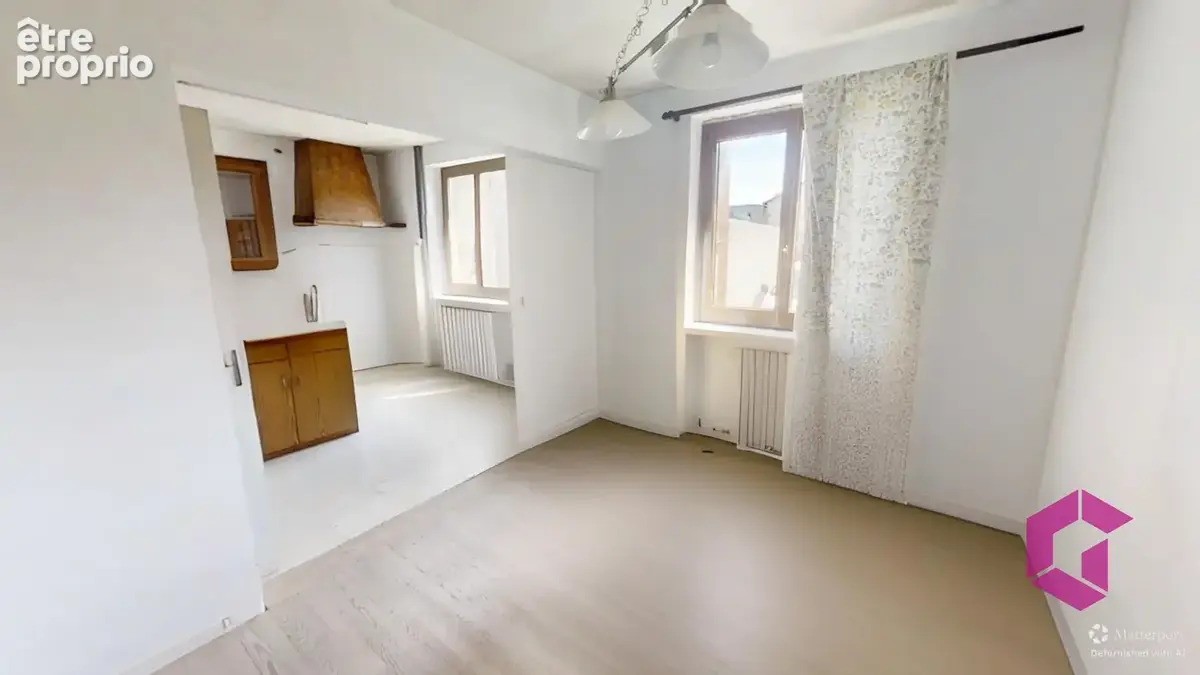 Maison en pierre au cœur de Dunières avec garage et jardin! - photo 2