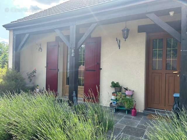 Maison à SAVIGNE-L'EVEQUE