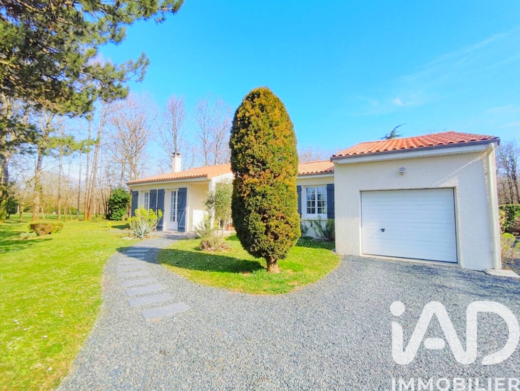 Photo 1 - Maison à CHERMIGNAC