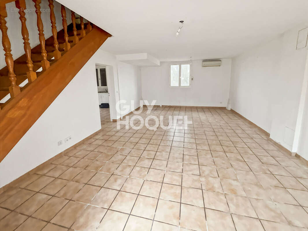 Maison à LUMIGNY-NESLES-ORMEAUX