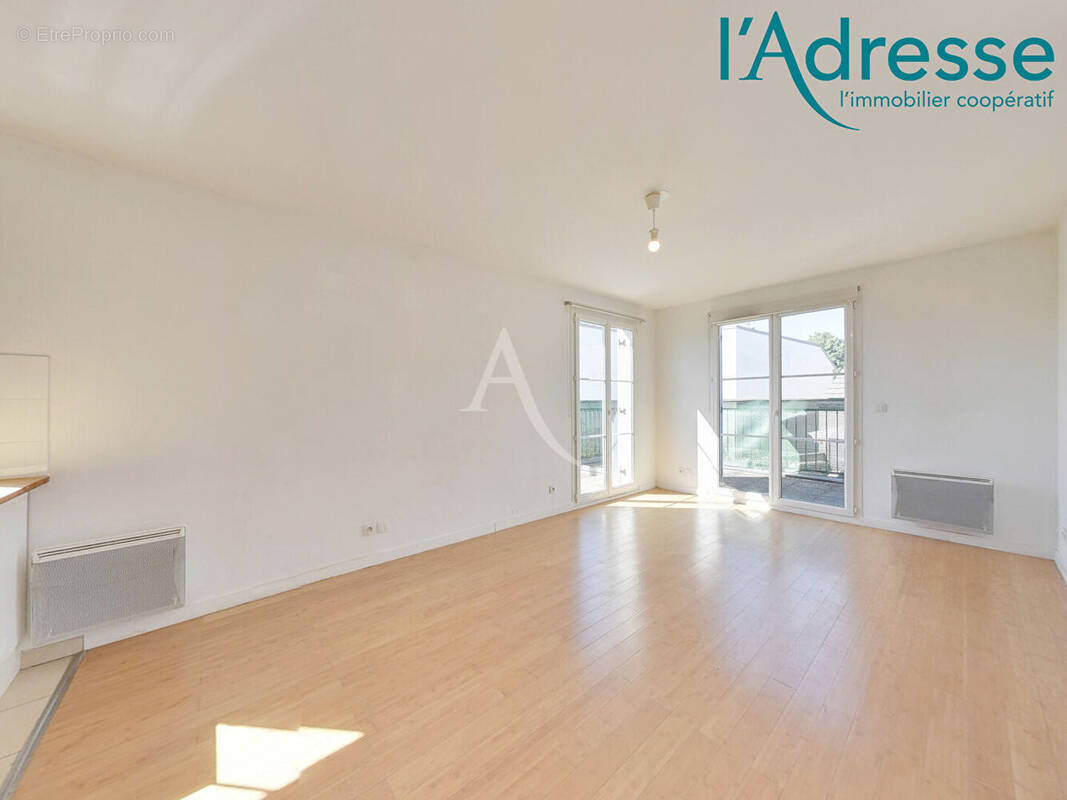 Appartement à PONTAULT-COMBAULT