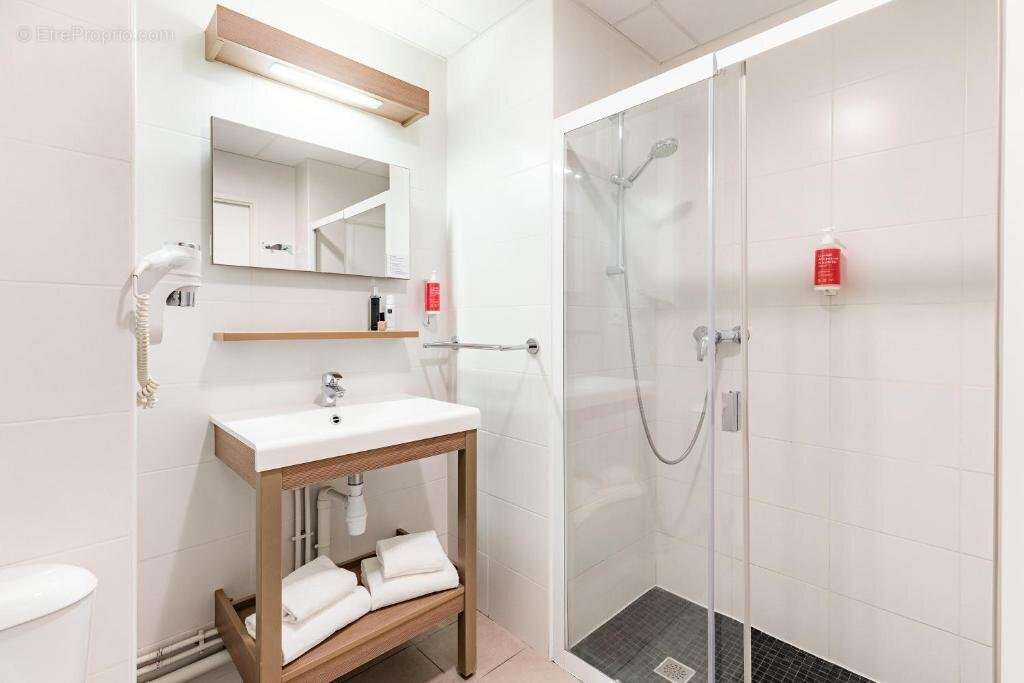 INVESTISSEMENT LOCATIF  Perpignan  Résidence de tourisme Appart'City Confort Perpignan Centre Gare - 7.24% de rentabilité - photo 5