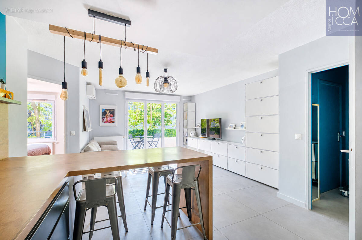 Appartement à TASSIN-LA-DEMI-LUNE