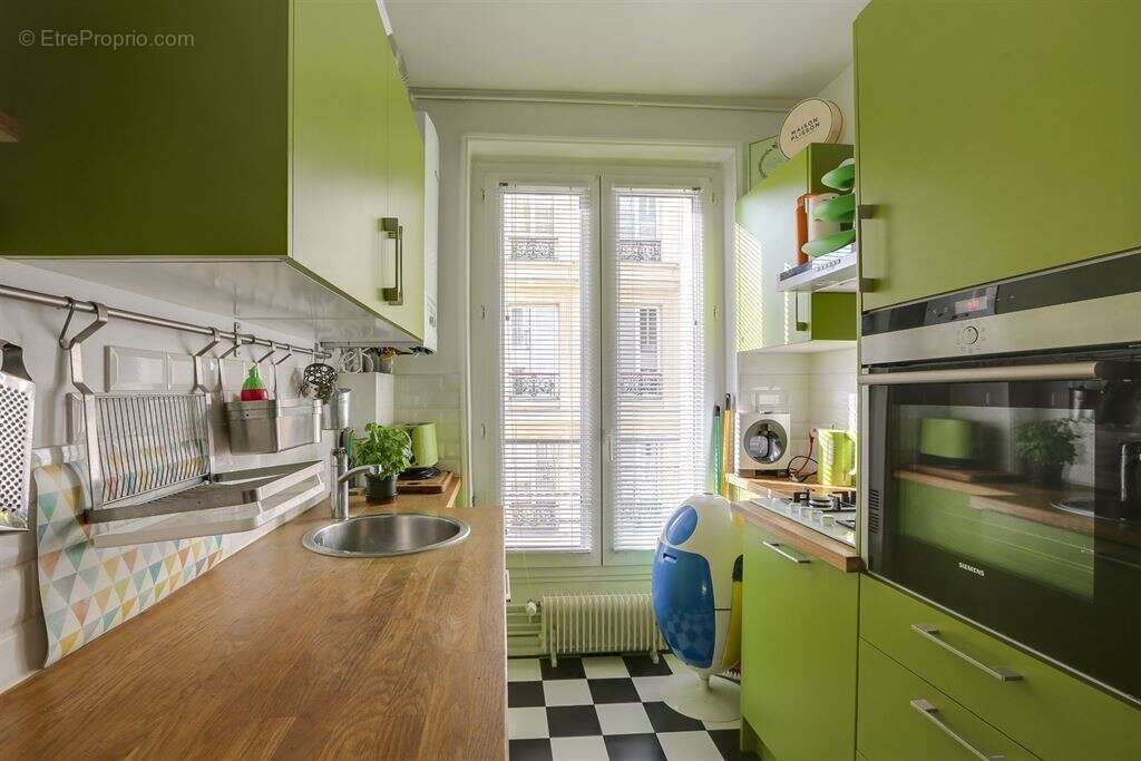 Appartement à PARIS-12E