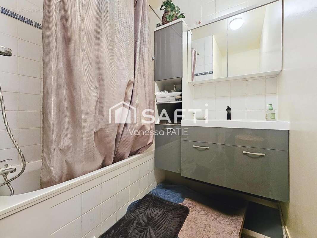 Photo 6 - Appartement à ISSY-LES-MOULINEAUX