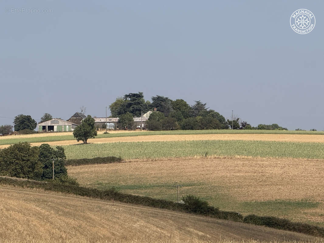 Maison à AMBIALET