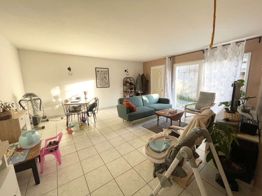 Maison à SAINT-ANDRE-DE-LA-MARCHE