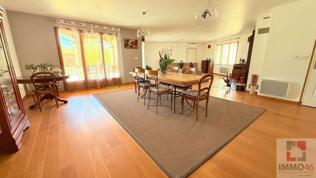 Maison 280 m² à Gramat  - photo 4
