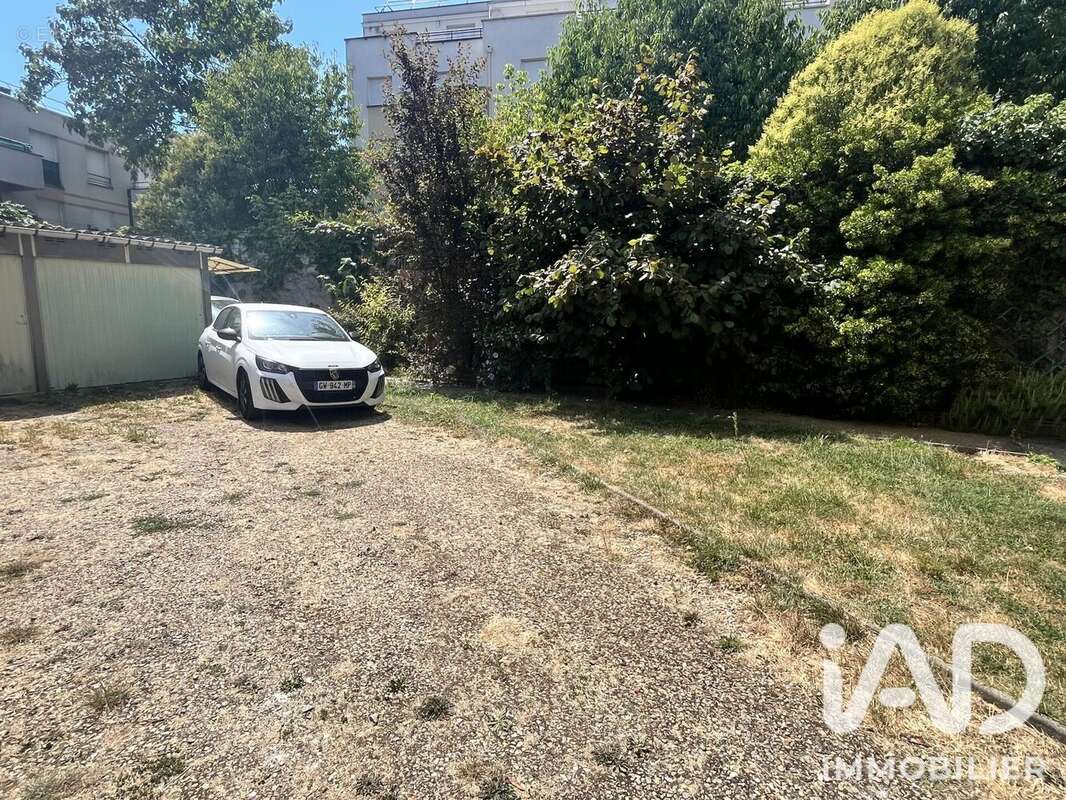 Photo 9 - Appartement à CORBEIL-ESSONNES