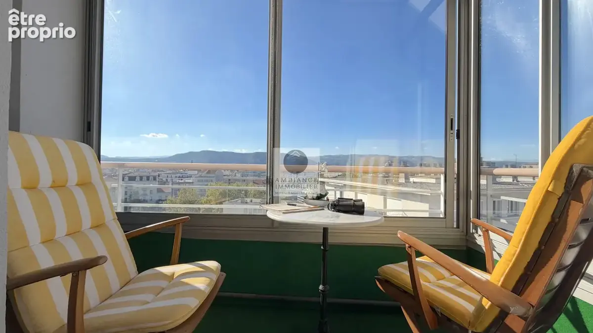 Le confort d'un dernier étage au coeur de Valence - photo 4