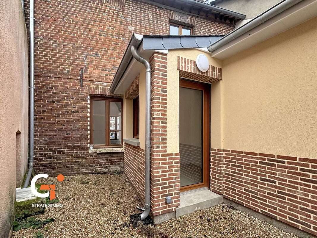 Maison à LA FEUILLIE