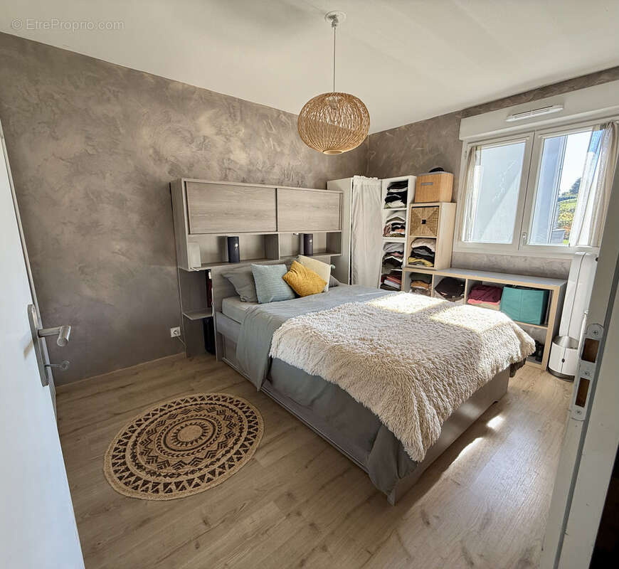 Appartement à SAINT-JEOIRE-PRIEURE