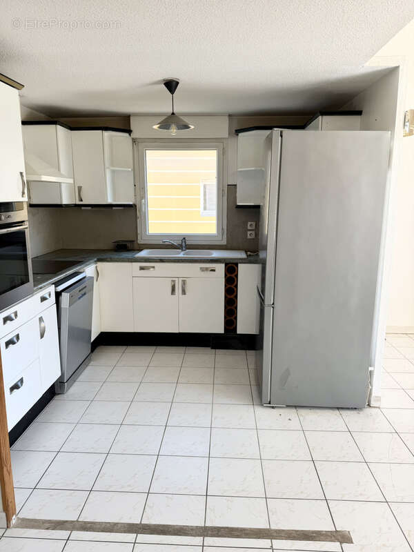 Appartement à LATTES