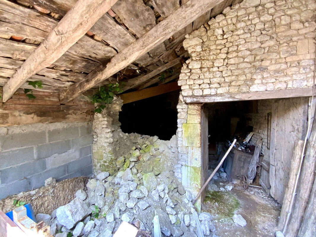 Maison à JONZAC