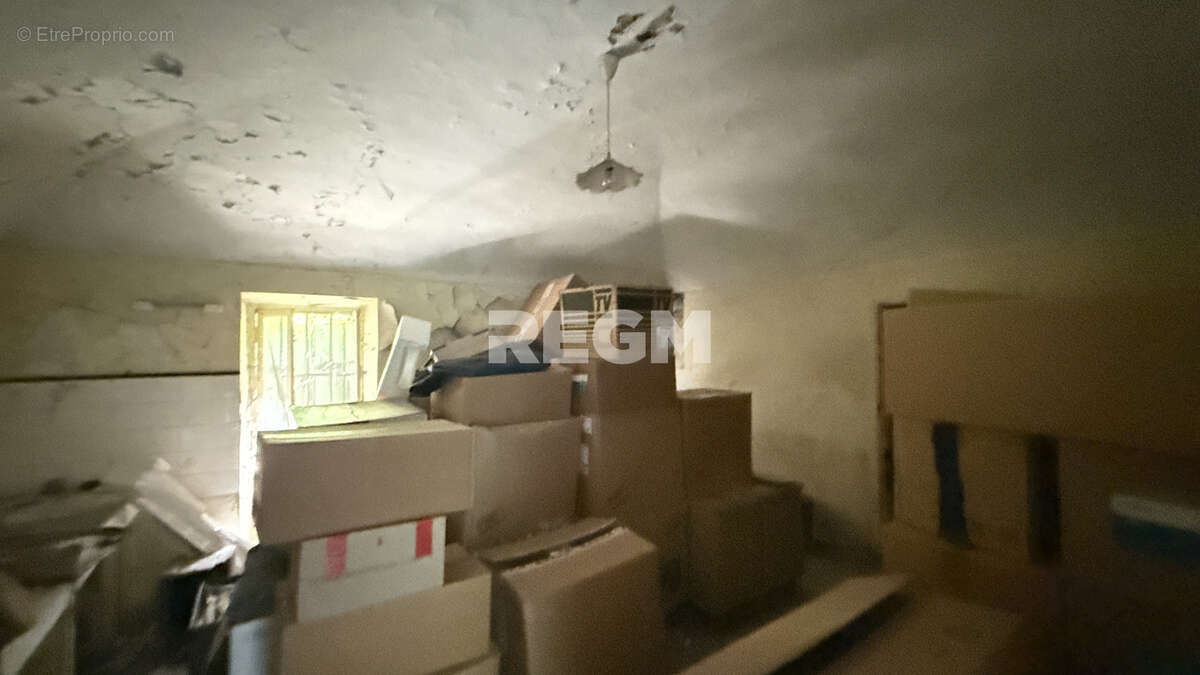 Maison 105 M2 avec mazets sur parcelle de 6000 M2 - photo 55