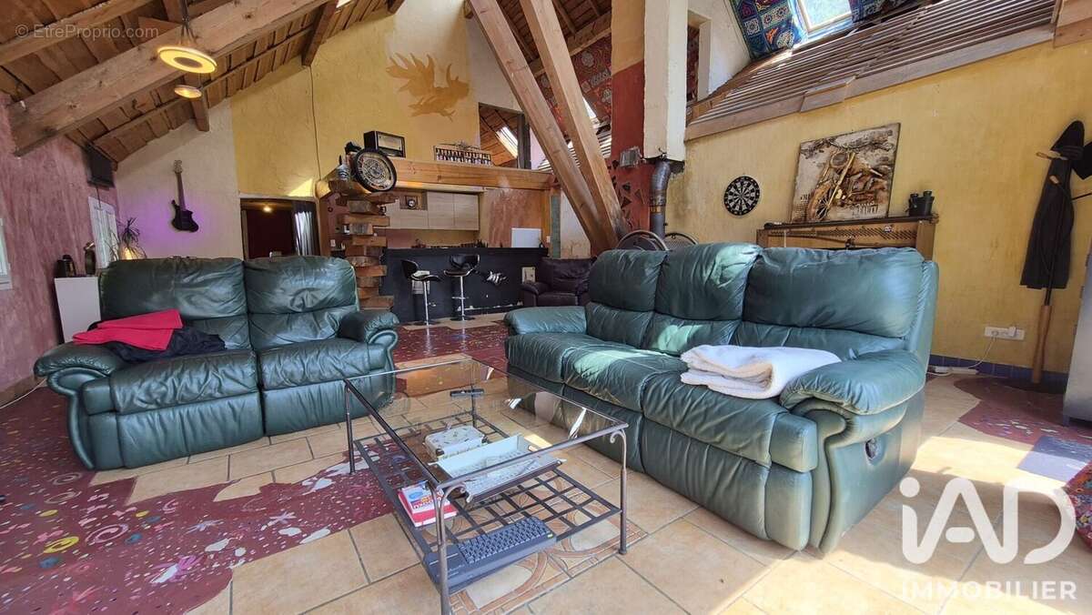 Maison 200 m² à La Mure  - photo 5