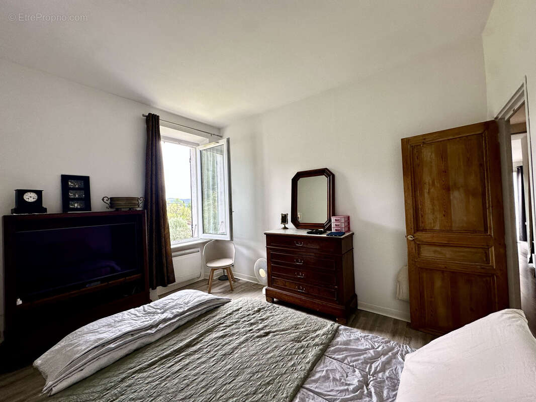 Maison à CUGES-LES-PINS