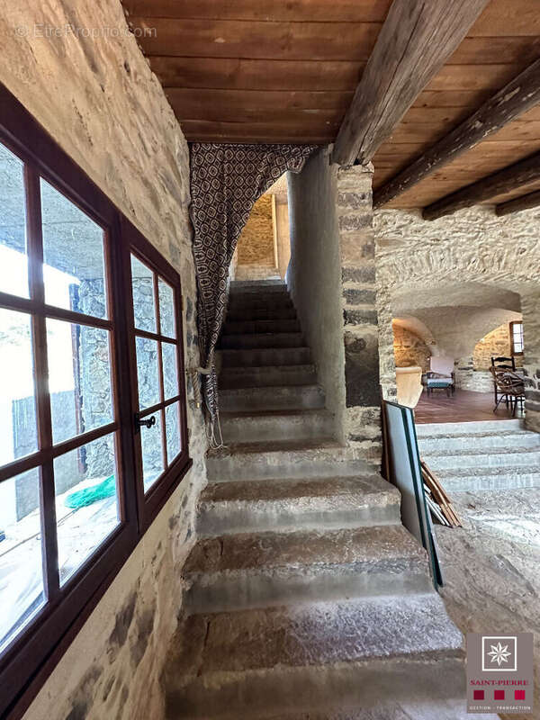 Maison à DURFORT-ET-SAINT-MARTIN-DE-SOSSENAC