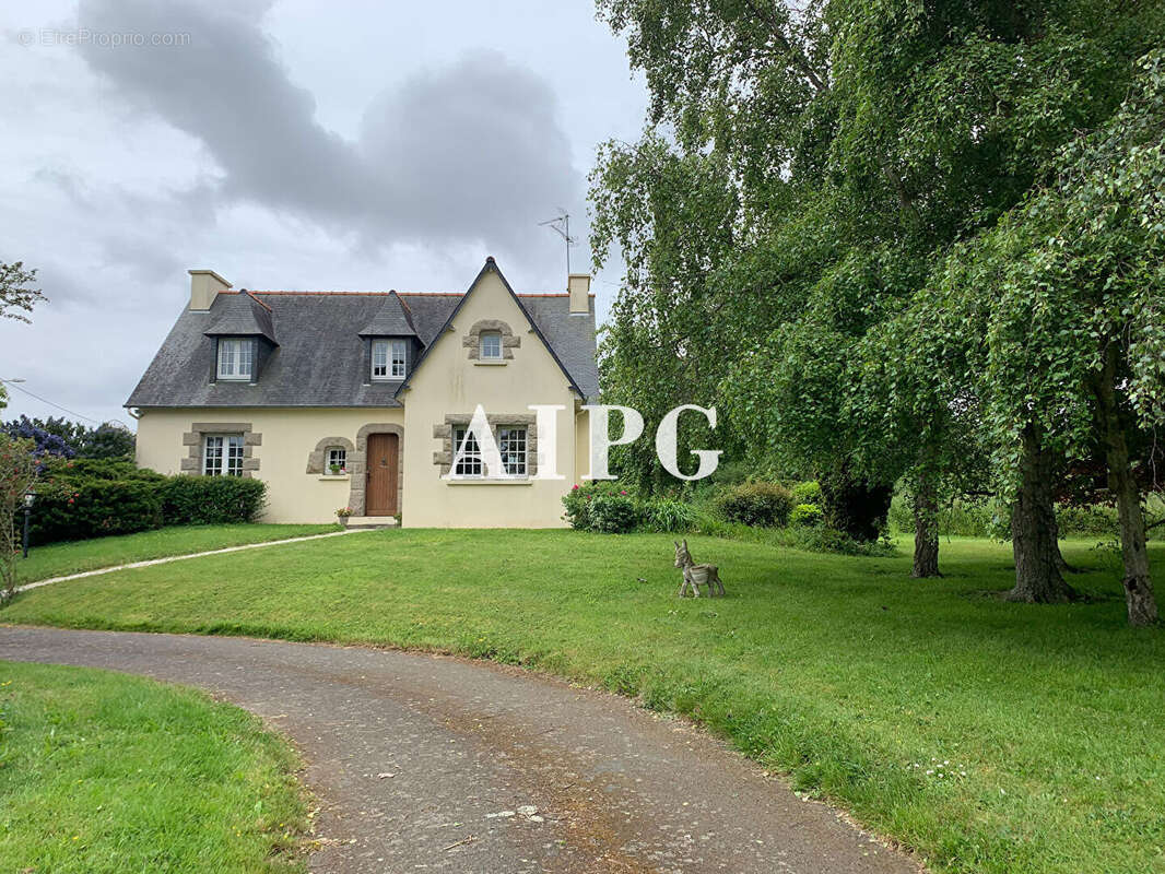 Maison à ETABLES-SUR-MER