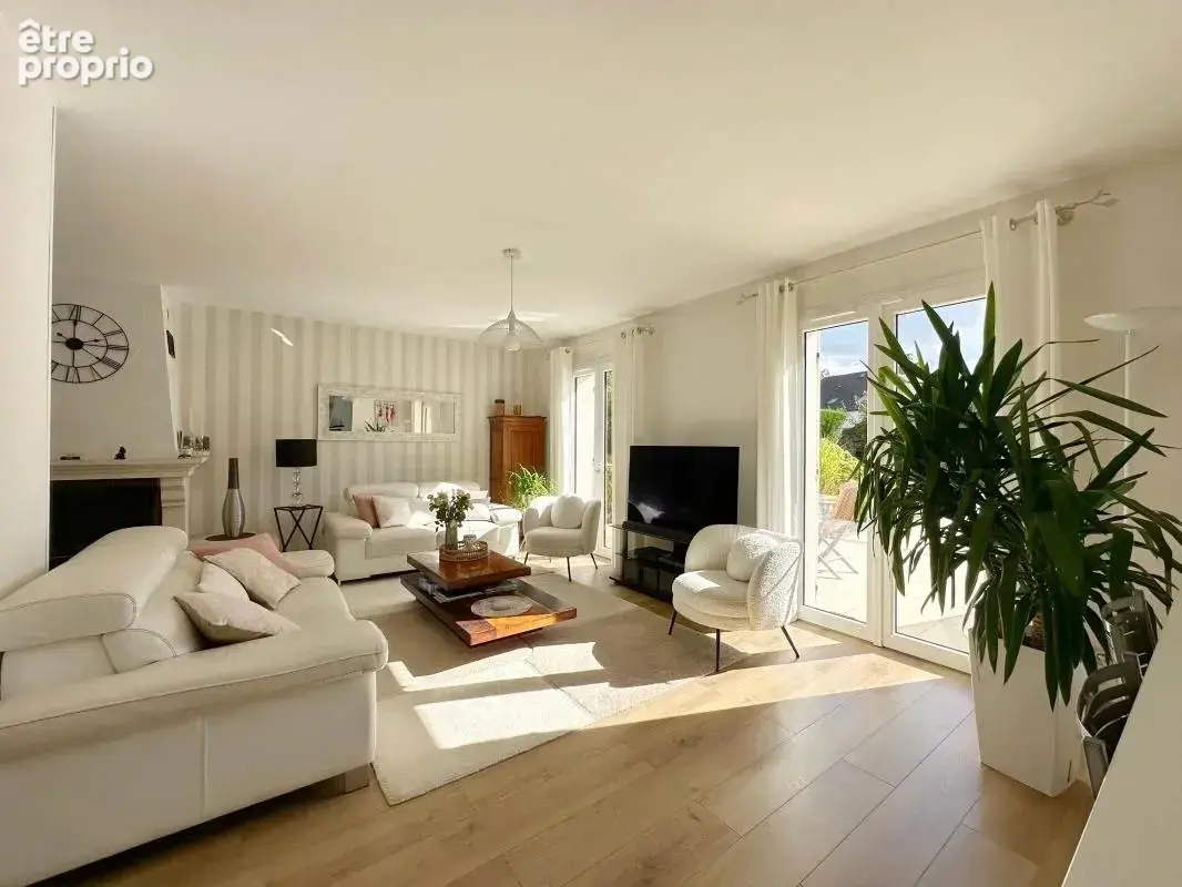 Maison familiale jardin paysager Piscine - photo 3