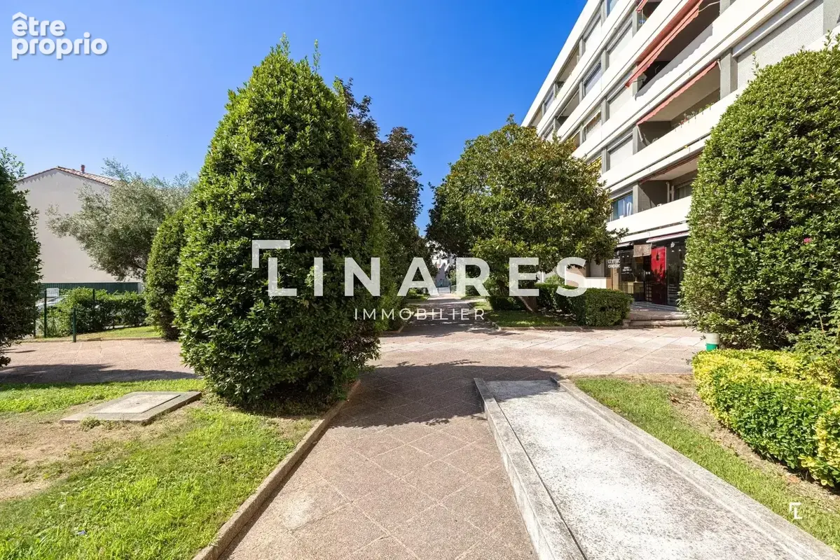 LE RIMAUD - Fonds de commerce de 85m2 - 13008 - photo 3