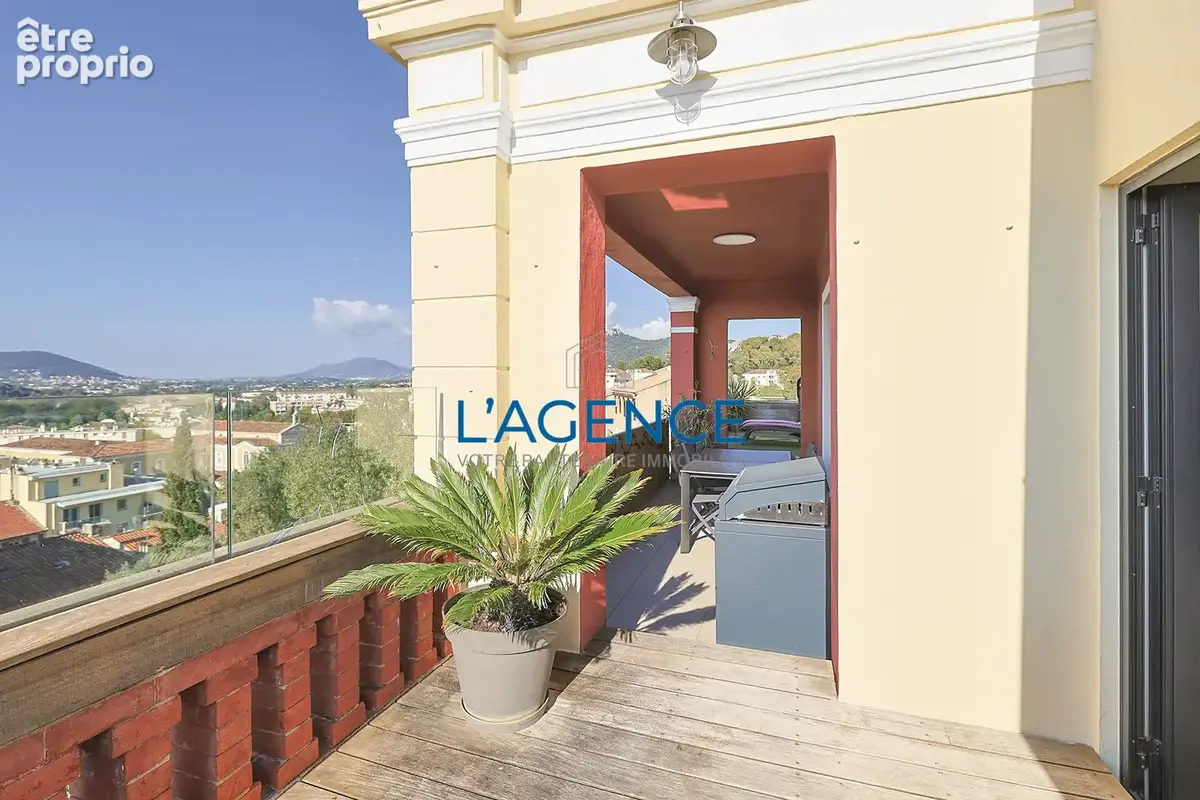 Superbe T5 vue mer avec terrasse et parking - photo 2