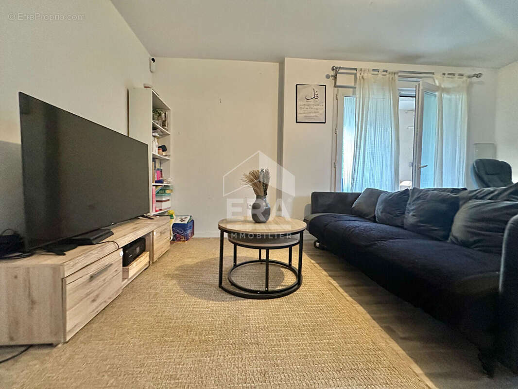Appartement à SARTROUVILLE