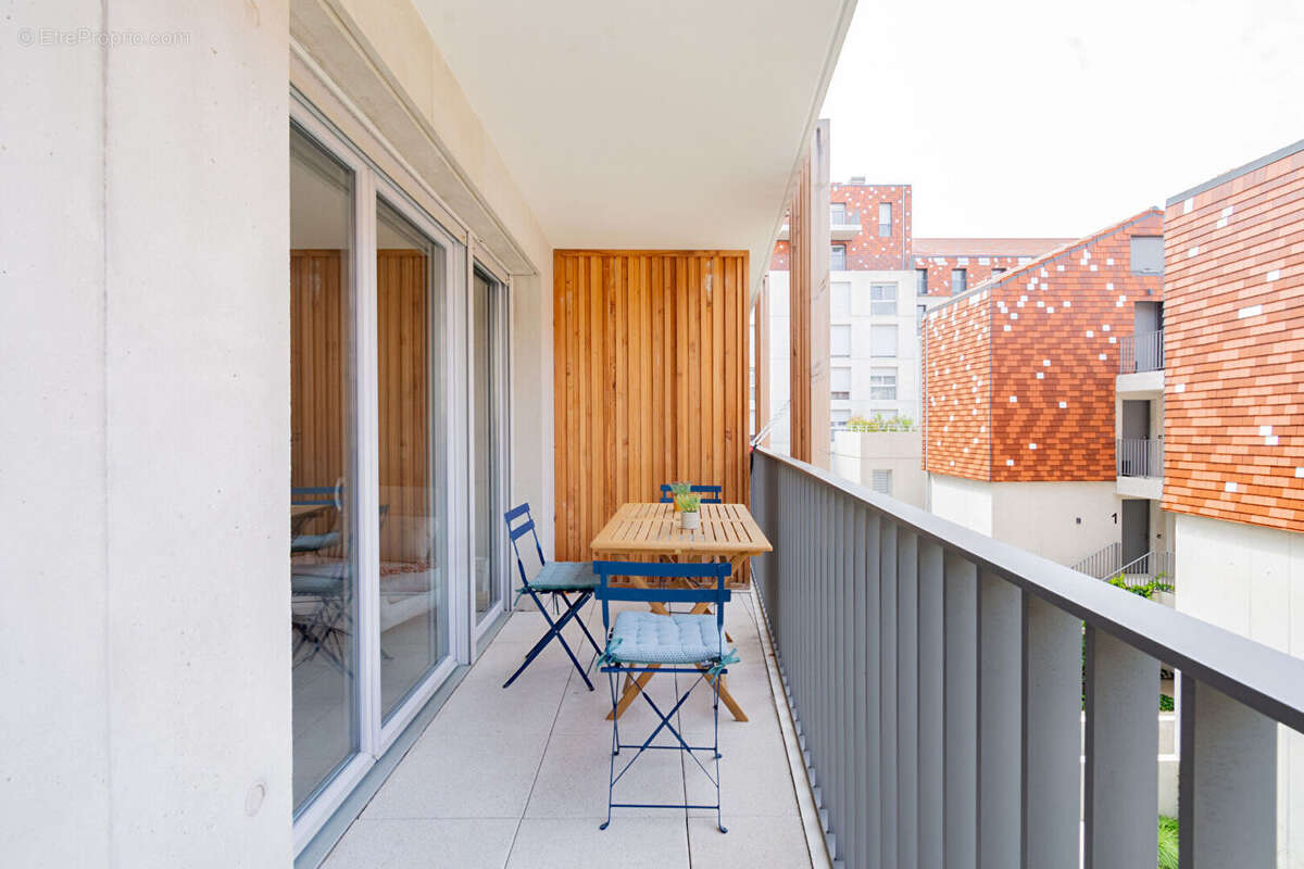 Appartement à MARSEILLE-2E