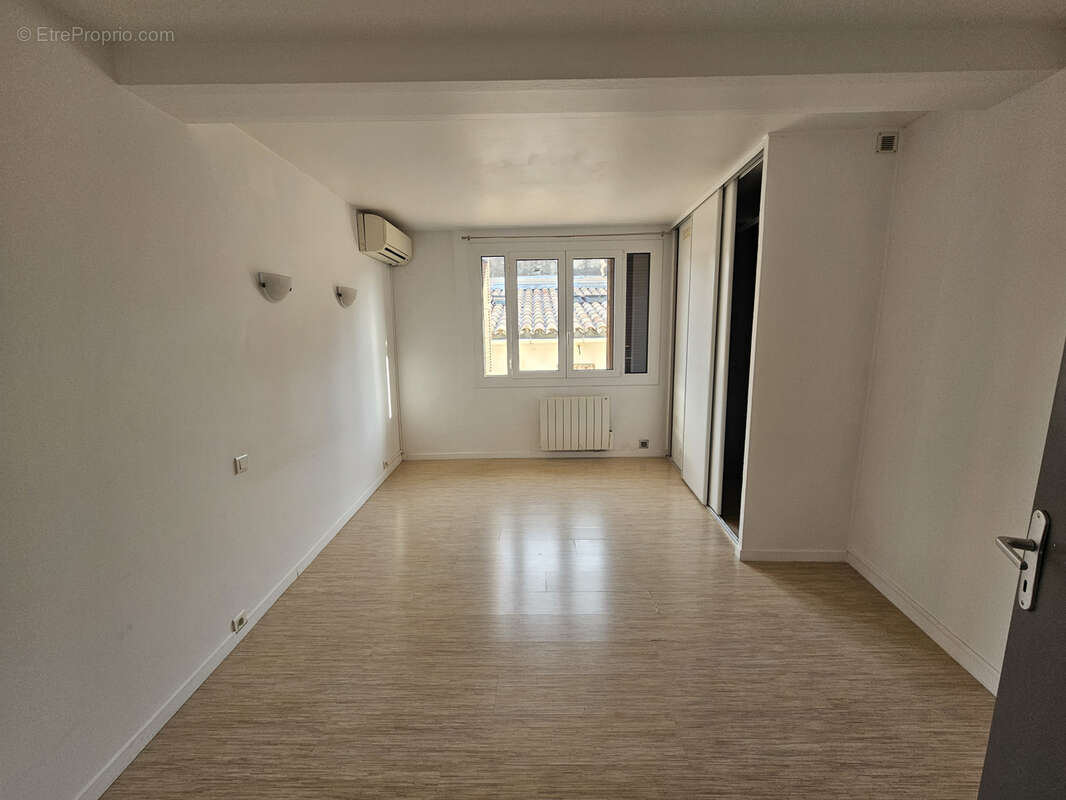 Maison à SAINT-JEANNET