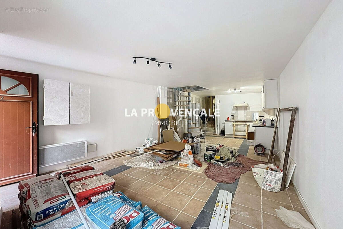 Appartement à TRETS