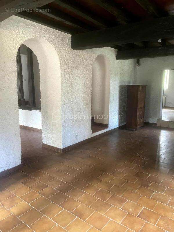 Maison à VILLENEUVE-DE-MARSAN