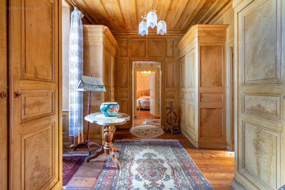 Maison à SAINT-SAVINIEN