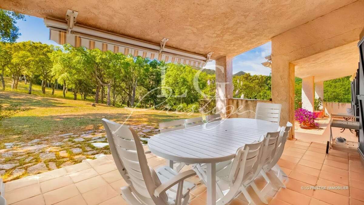 Maison à FREJUS