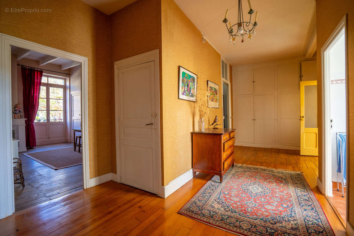 Maison à BAGAT-EN-QUERCY