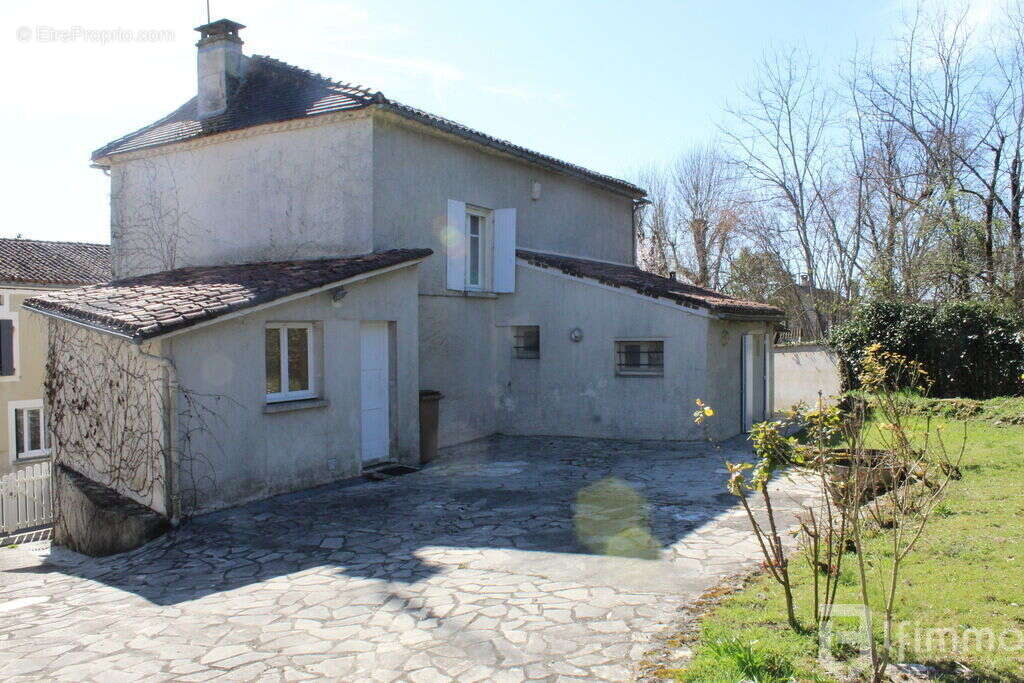 Maison à RONSENAC