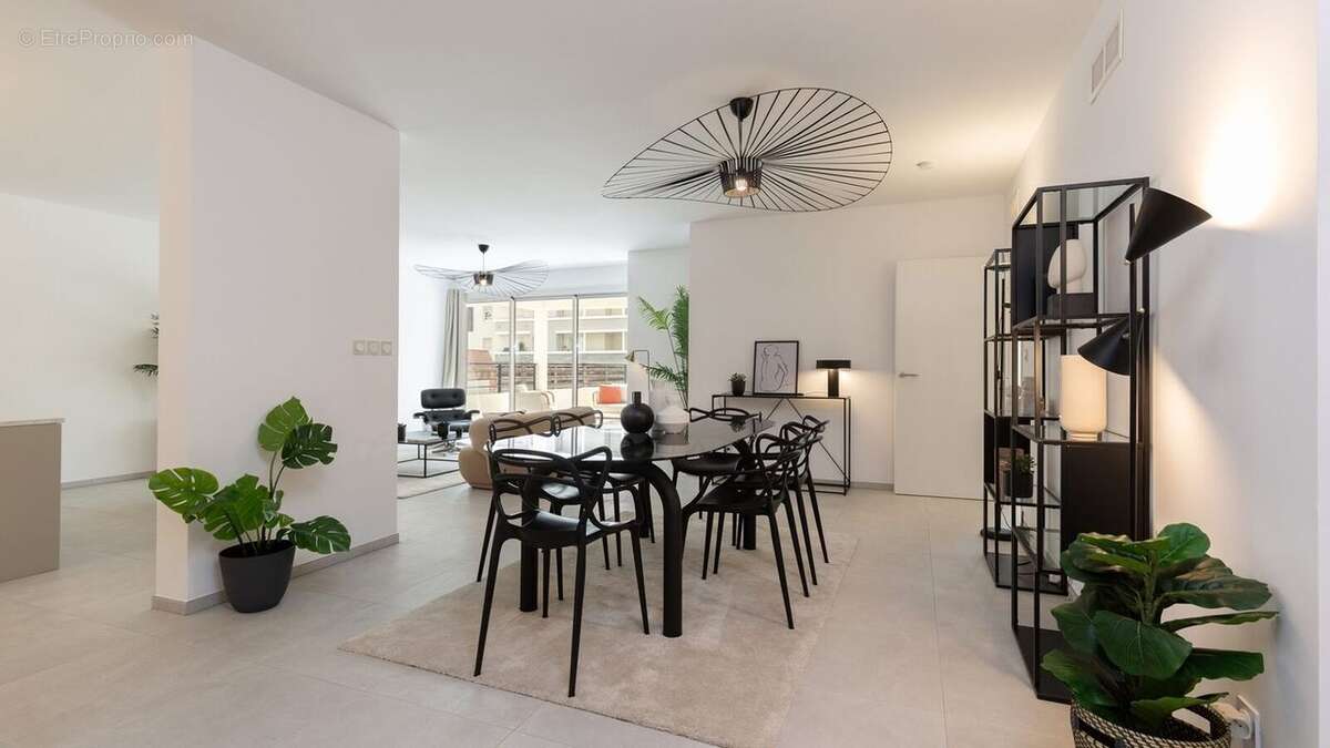Appartement à MARSEILLE-8E