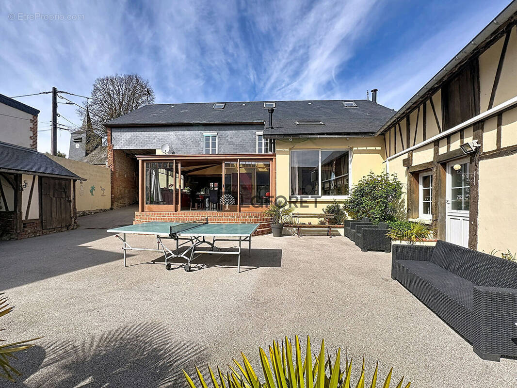 Maison à THERINES