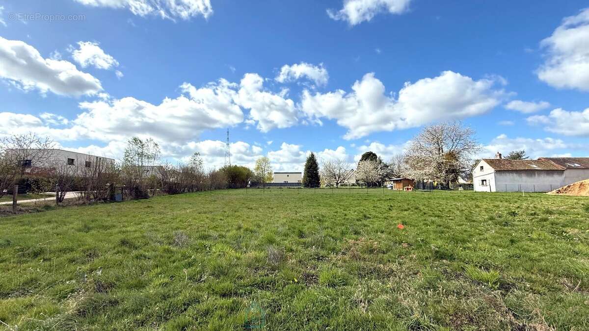 Terrain à LA BOUILLE